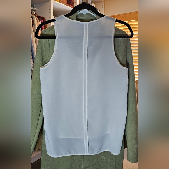 H&M semi-sheer tank. Size 4. - Picture 2 of 5